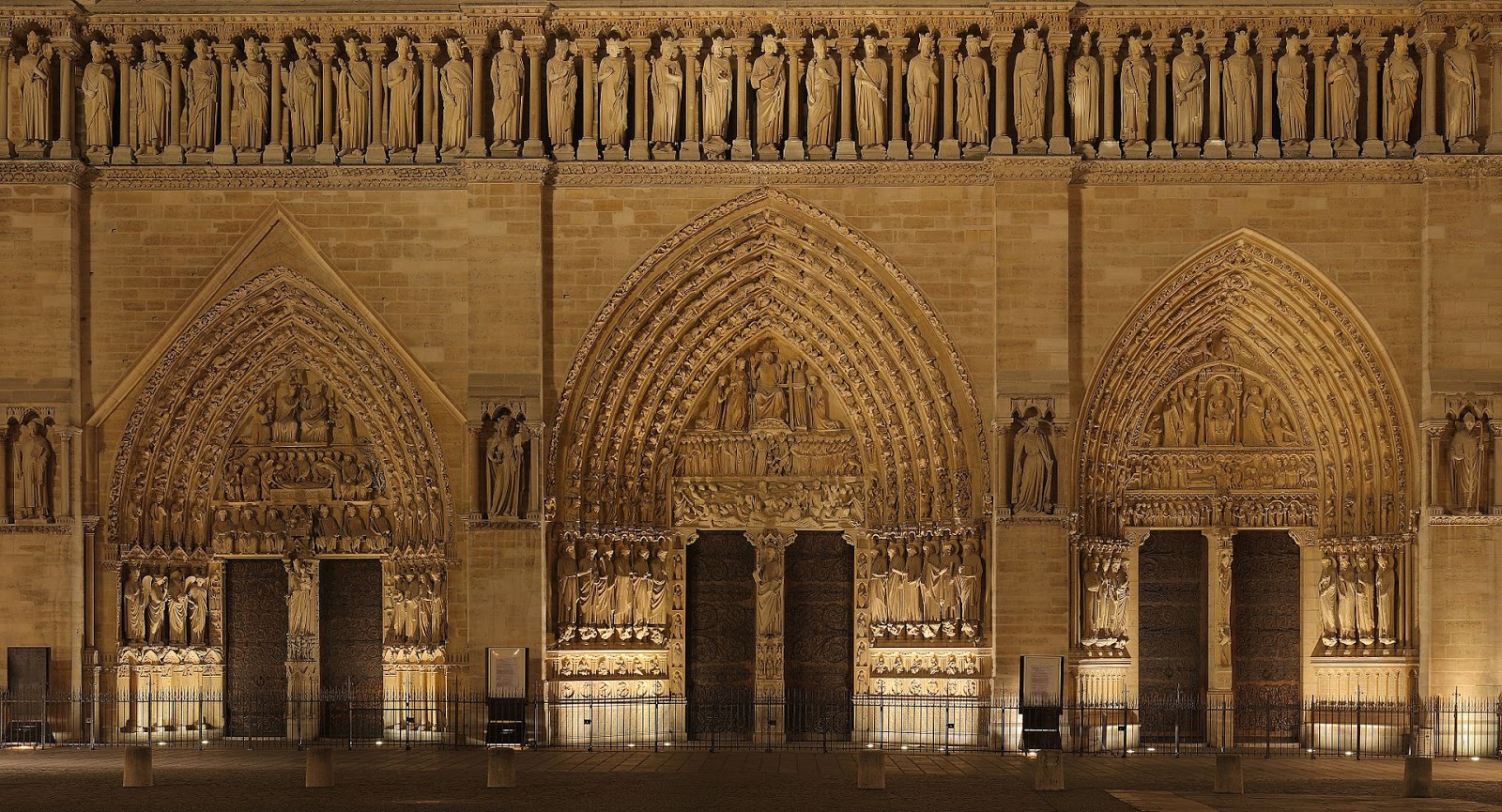 La+cattedrale+Notre-Dame-1163-1345 (13).jpg